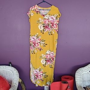 Short sleeve t-shirt dress